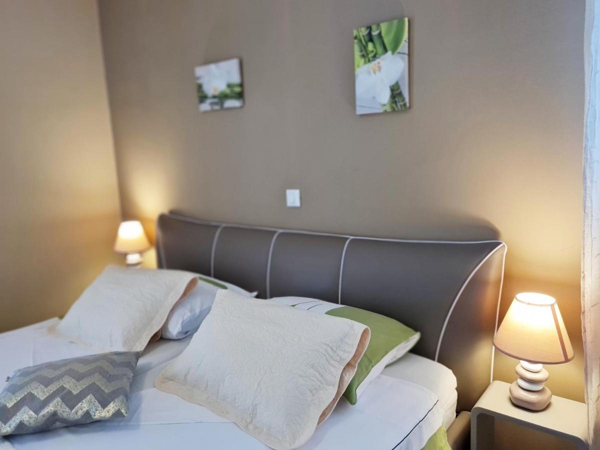 Holiday Home Drago Ζαντάρ Εξωτερικό φωτογραφία