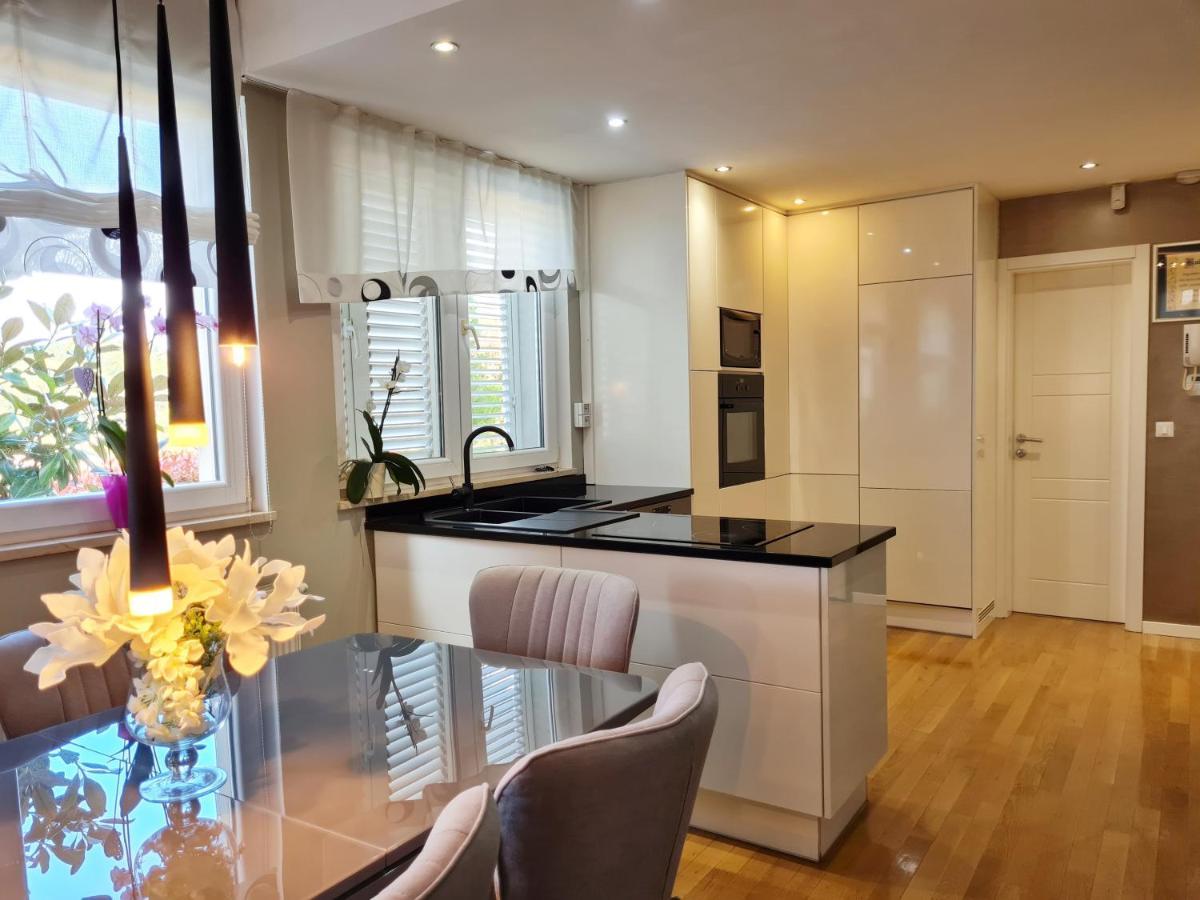 Holiday Home Drago Ζαντάρ Εξωτερικό φωτογραφία